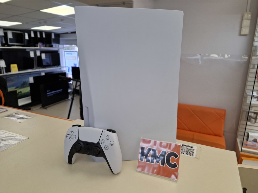 Игровая приставка PlayStation 5 825Gb (С дисководом)