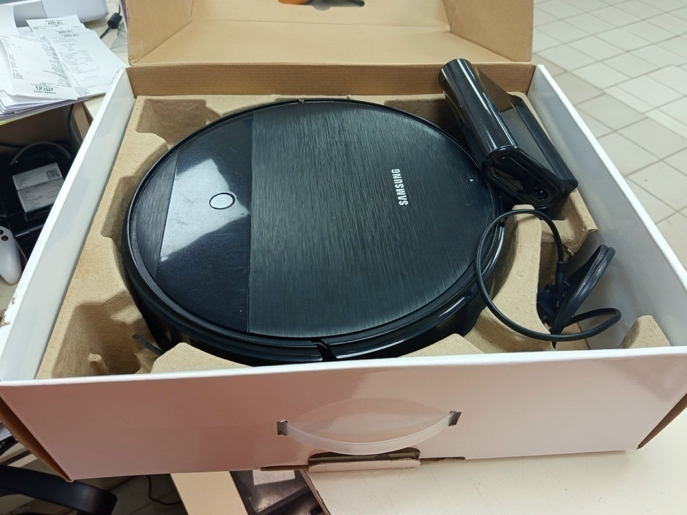 Пылесос Samsung Powerbot-e VR5000