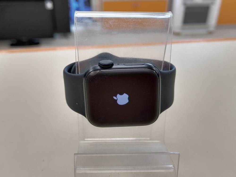 Смарт-часы Apple Watch SE 40mm