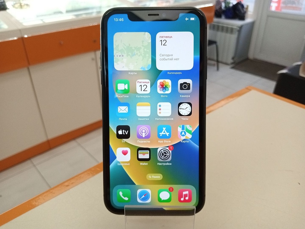 Смартфон Apple iPhone 11 64Gb