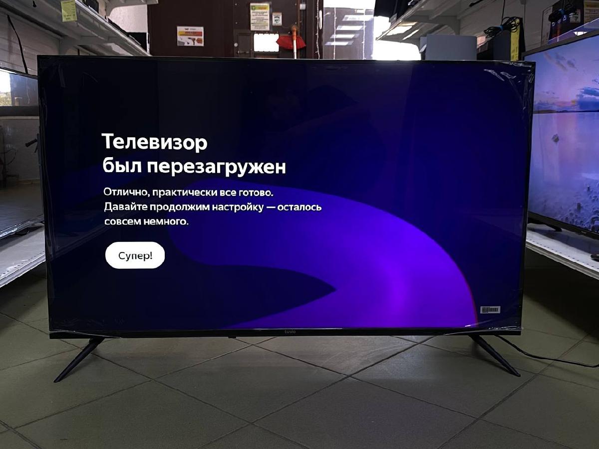 LED Телевизор Tuvio TD50UFBSV1
