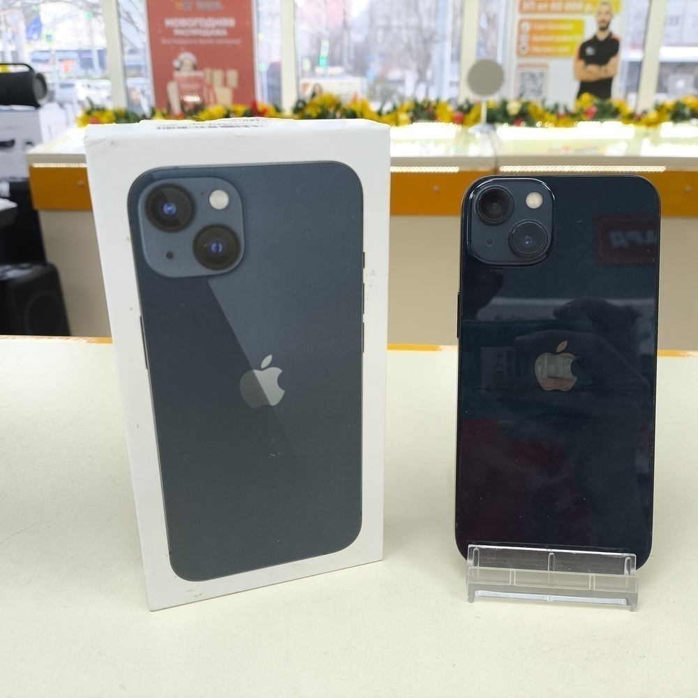 Смартфон Apple iPhone 13 128Gb