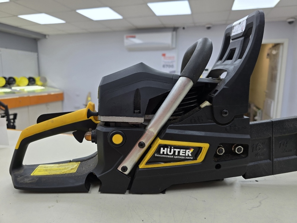 Бензопила Huter BS-2300M