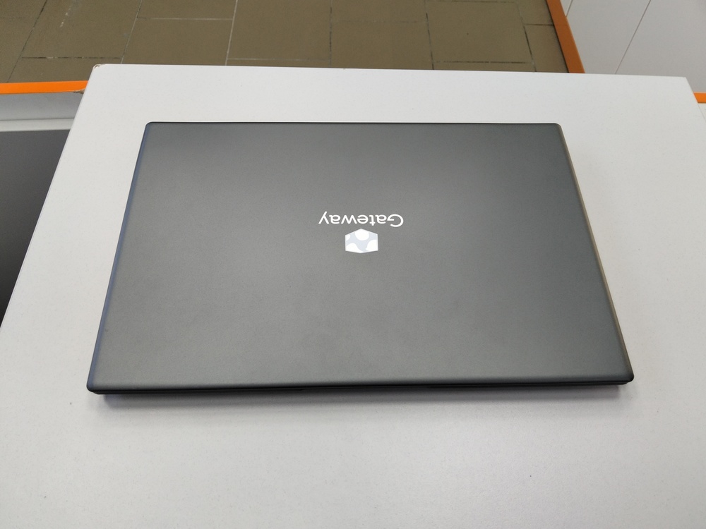 Ноутбук NoName; Ryzen 5 3500U, Radeon Graphics, 8 Гб, 256 Гб, Нет