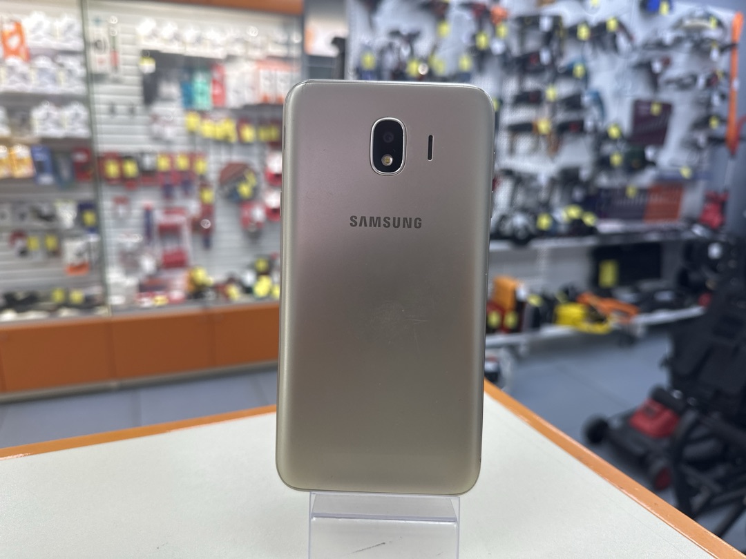 Смартфон Samsung Galaxy J4 2018 3/32