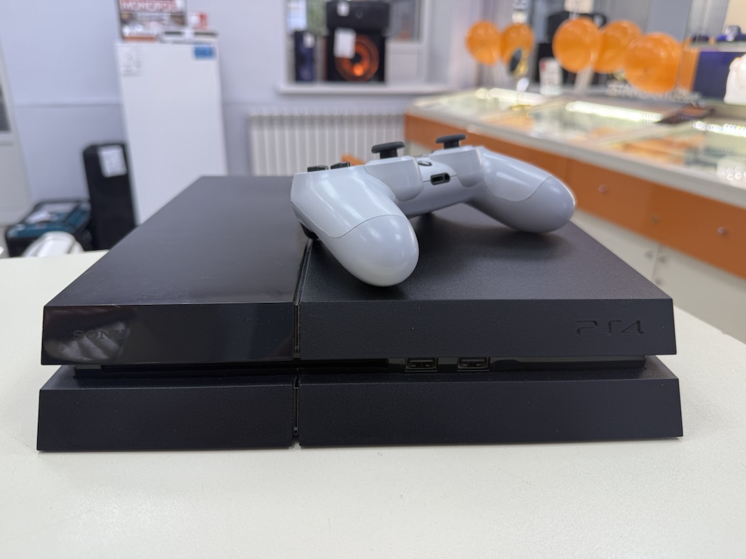 Игровая приставка PlayStation 4 FAT 500GB Игровая приставка PlayStation 4 FAT 500GB