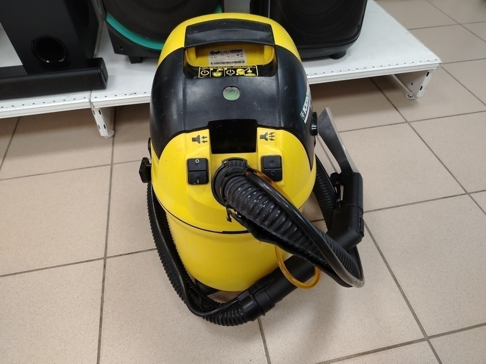 Пылесос Karcher SE3001