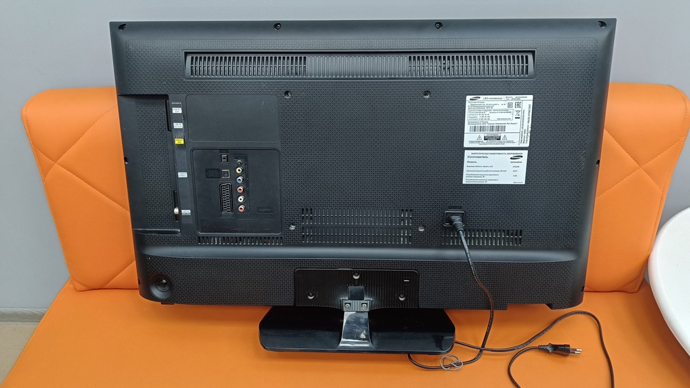 LED Телевизор Samsung UE32H4000AK
