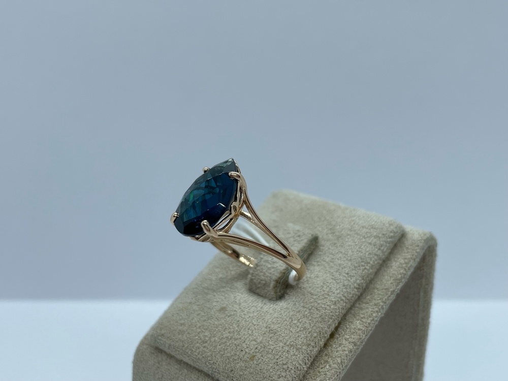 КОЛКМ585 КОЛЬЦО С КАМНЕМ (Au 585)