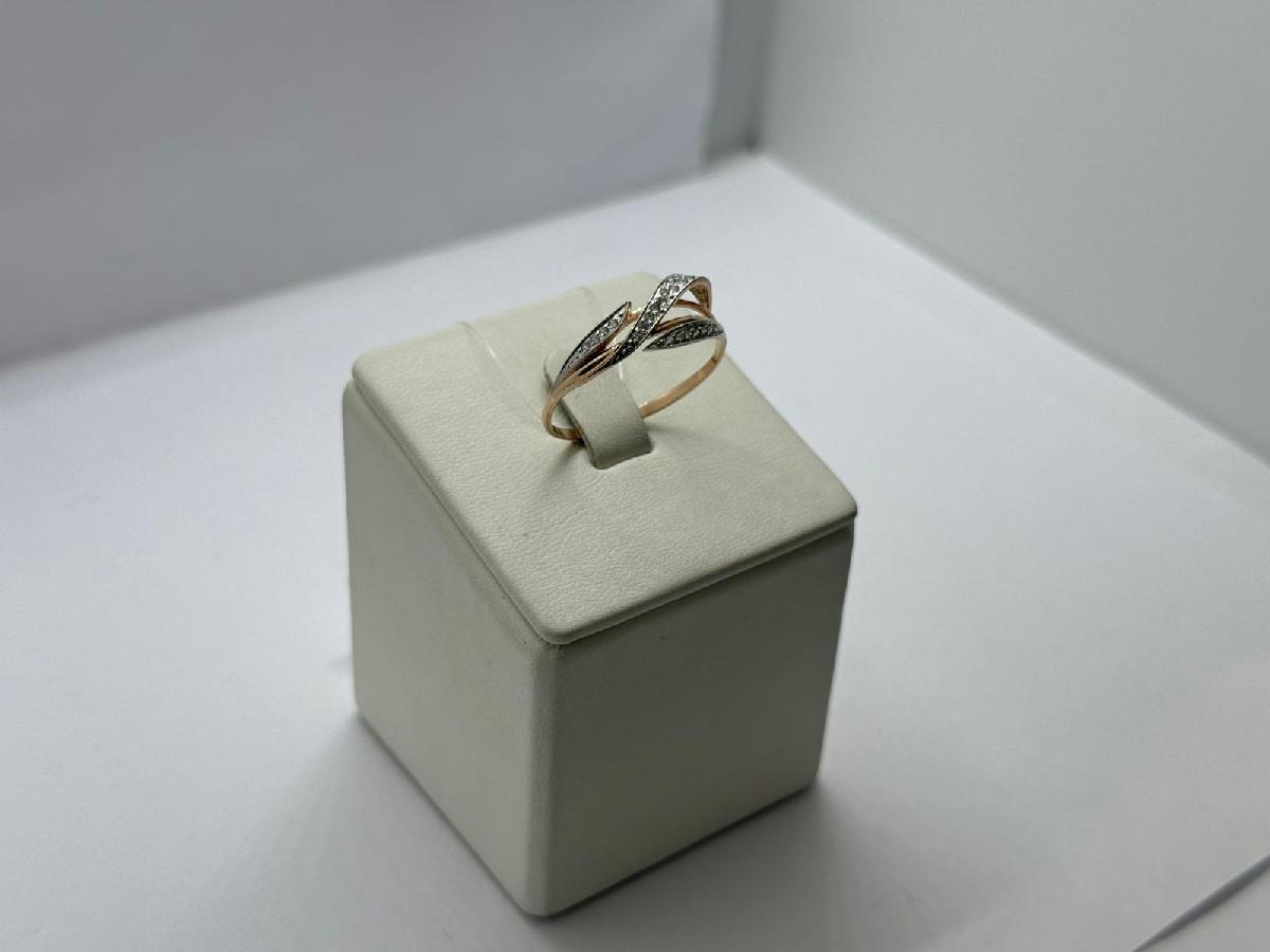 КОЛЬЦО С КАМНЯМИ (Au 585)