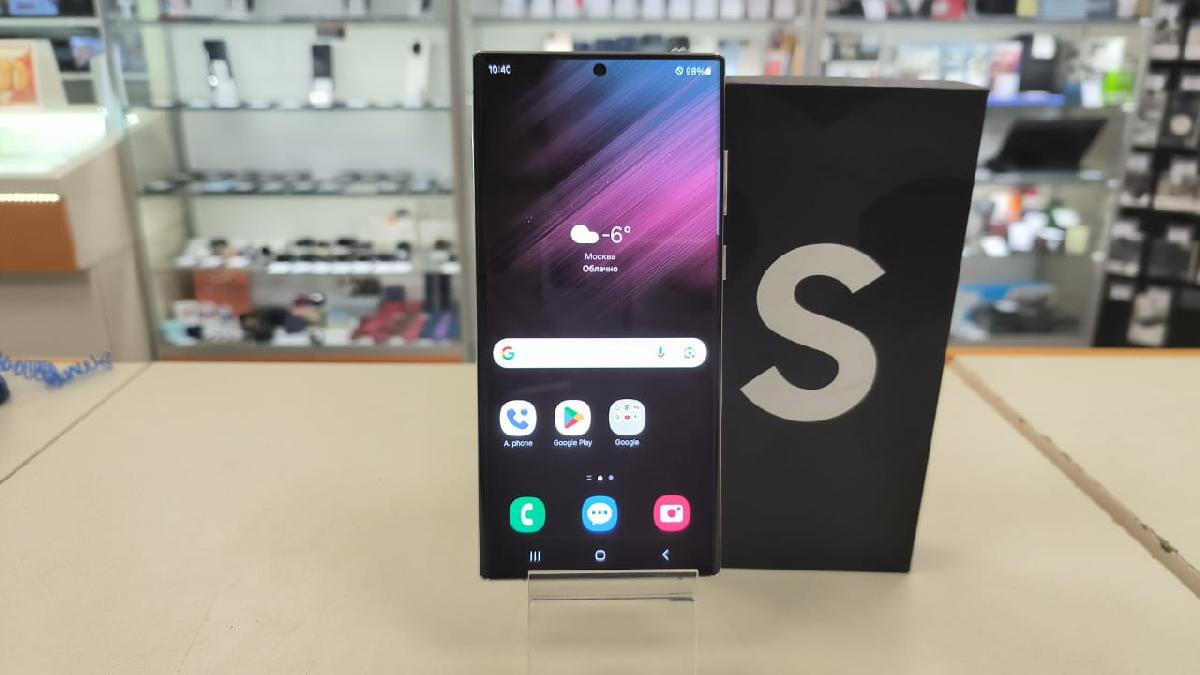 Смартфон Samsung Galaxy S22 Ultra 12/256