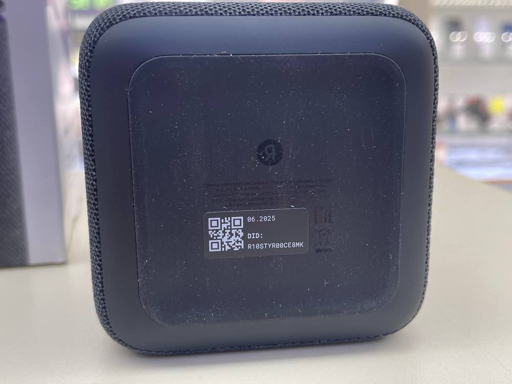 Умная колонка Яндекс Станция Миди