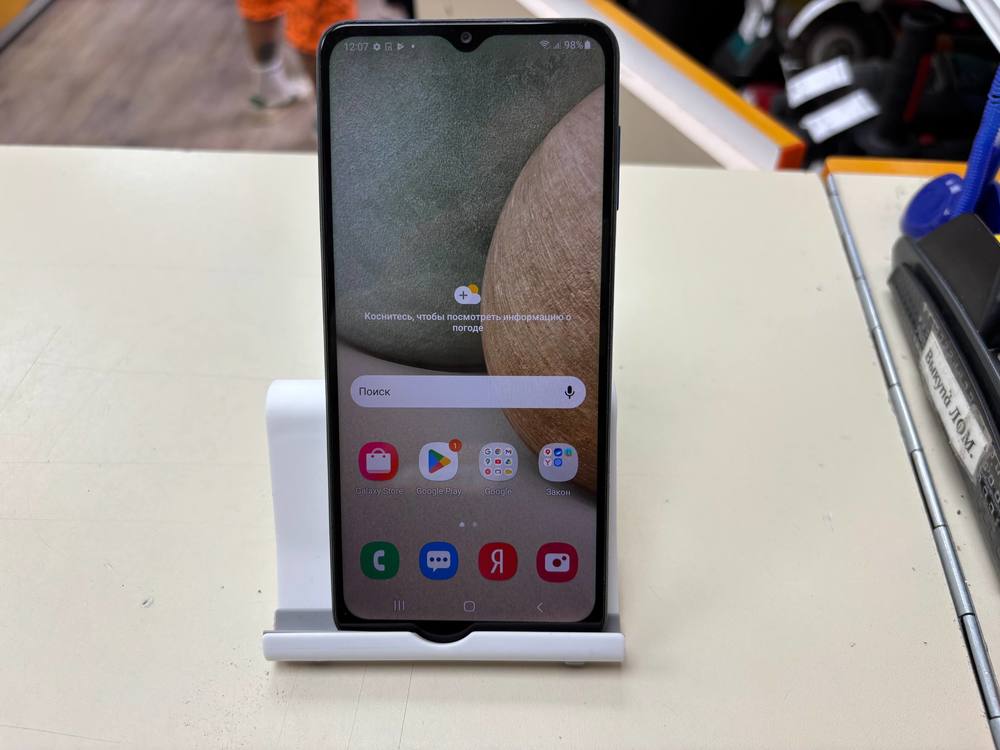 Смартфон Samsung Galaxy A12 4/128