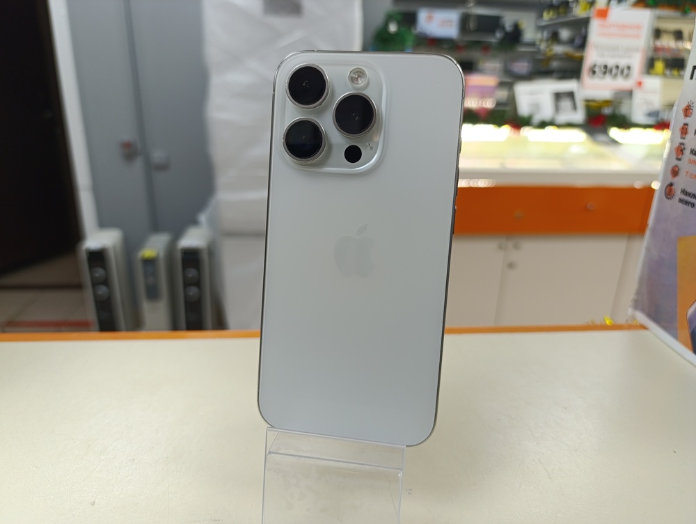 Смартфон Apple Iphone 15 Pro 128Gb