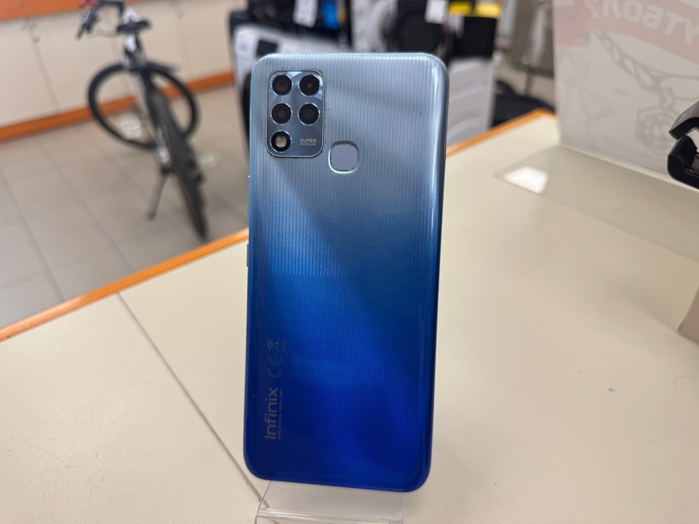 Смартфон Infinix HOT 11 4/128