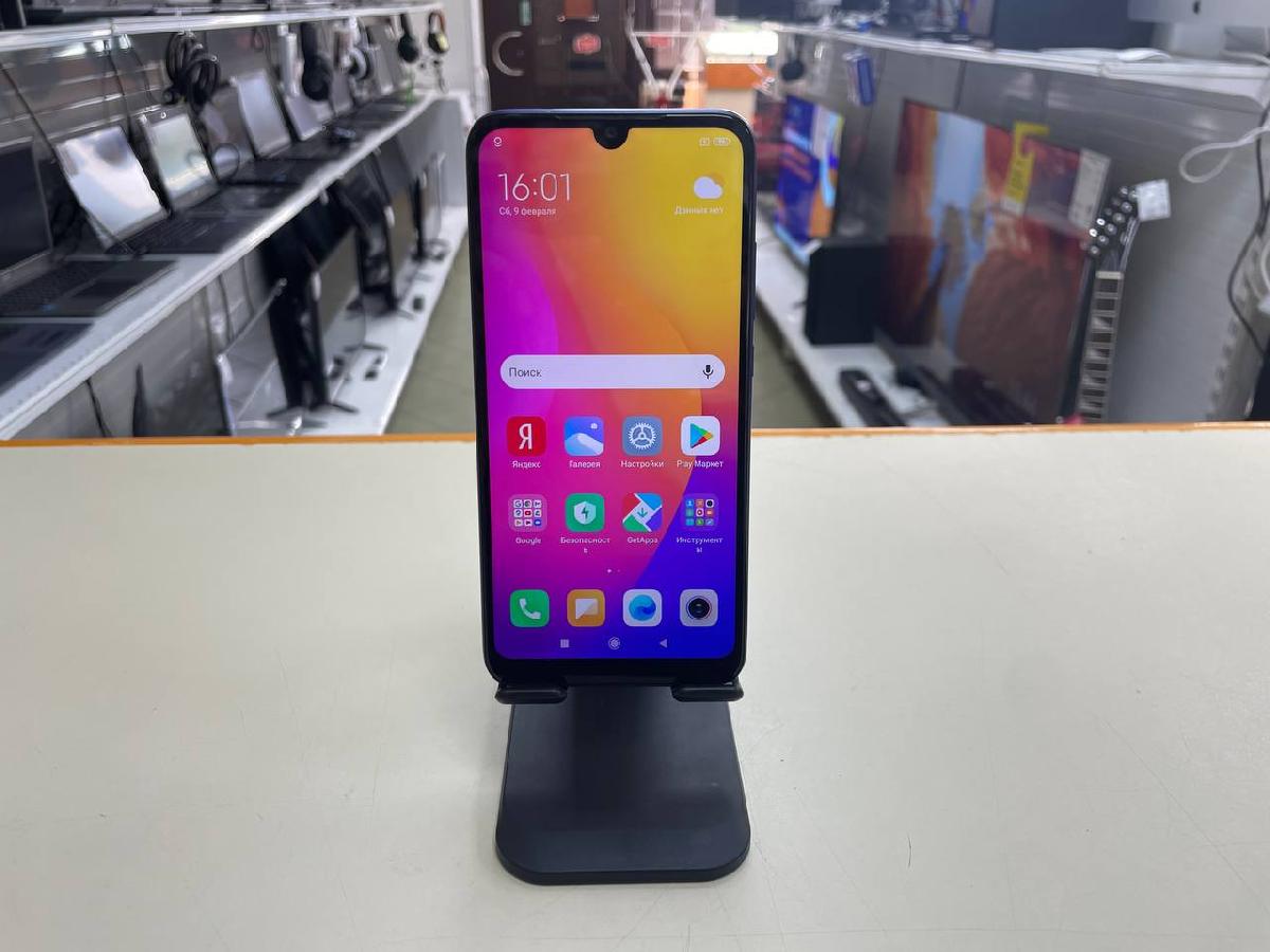 Смартфон Xiaomi Redmi 7 3/32
