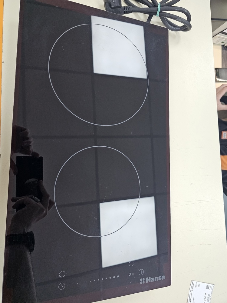 Встраиваемая электрическая панель Hansa BHC331047