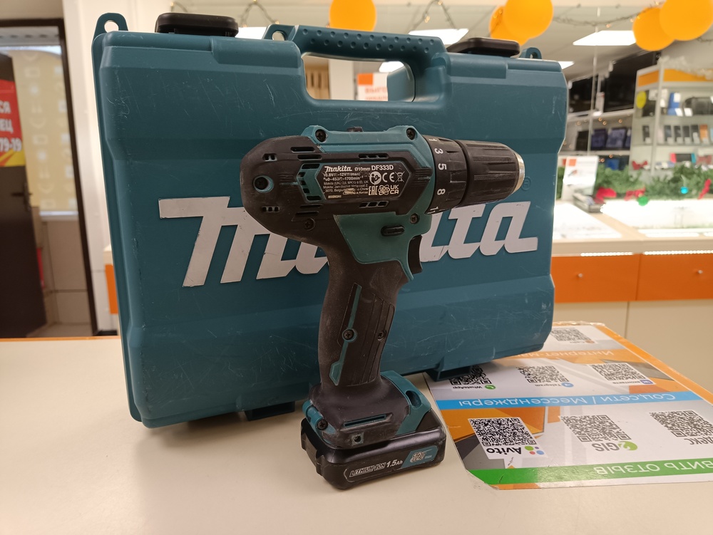 Шуруповерт Makita DF333D