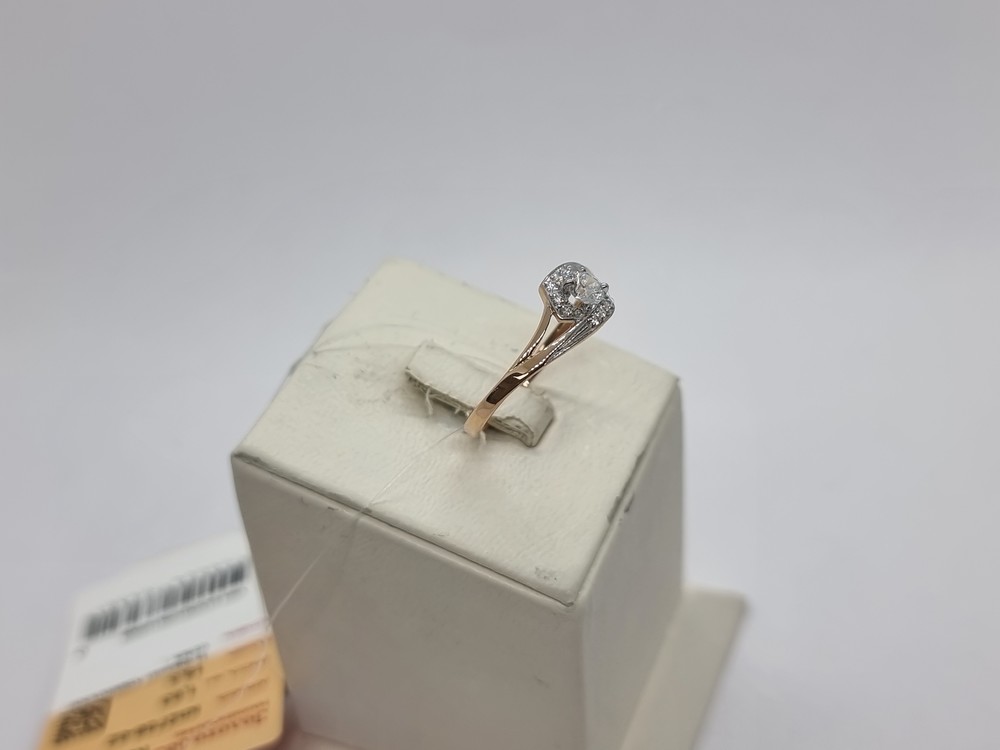 КОЛЬЦО С КАМНЯМИ (Au 585)