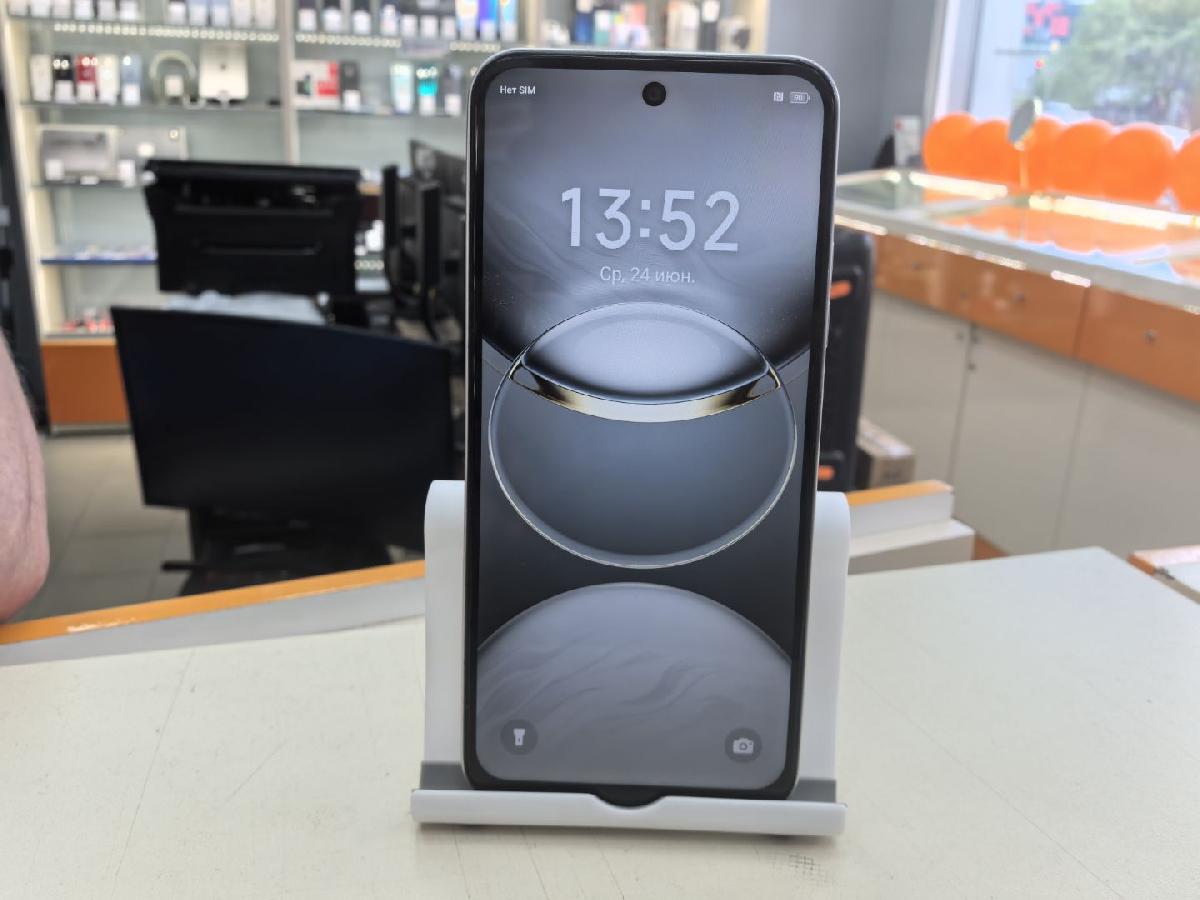 Смартфон Tecno SPARK 30C 6/128