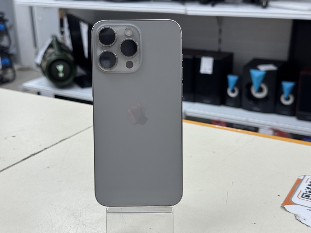 Смартфон Apple iPhone 15 Pro Max 256Gb
