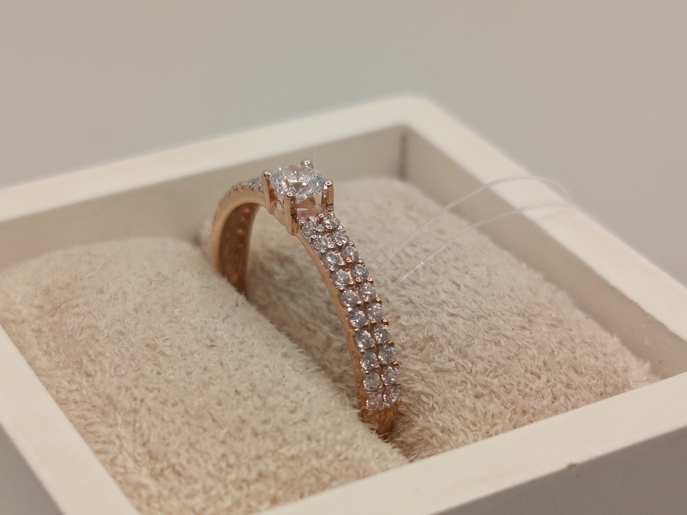 КОЛЬЦО С КАМНЯМИ (Au 585)