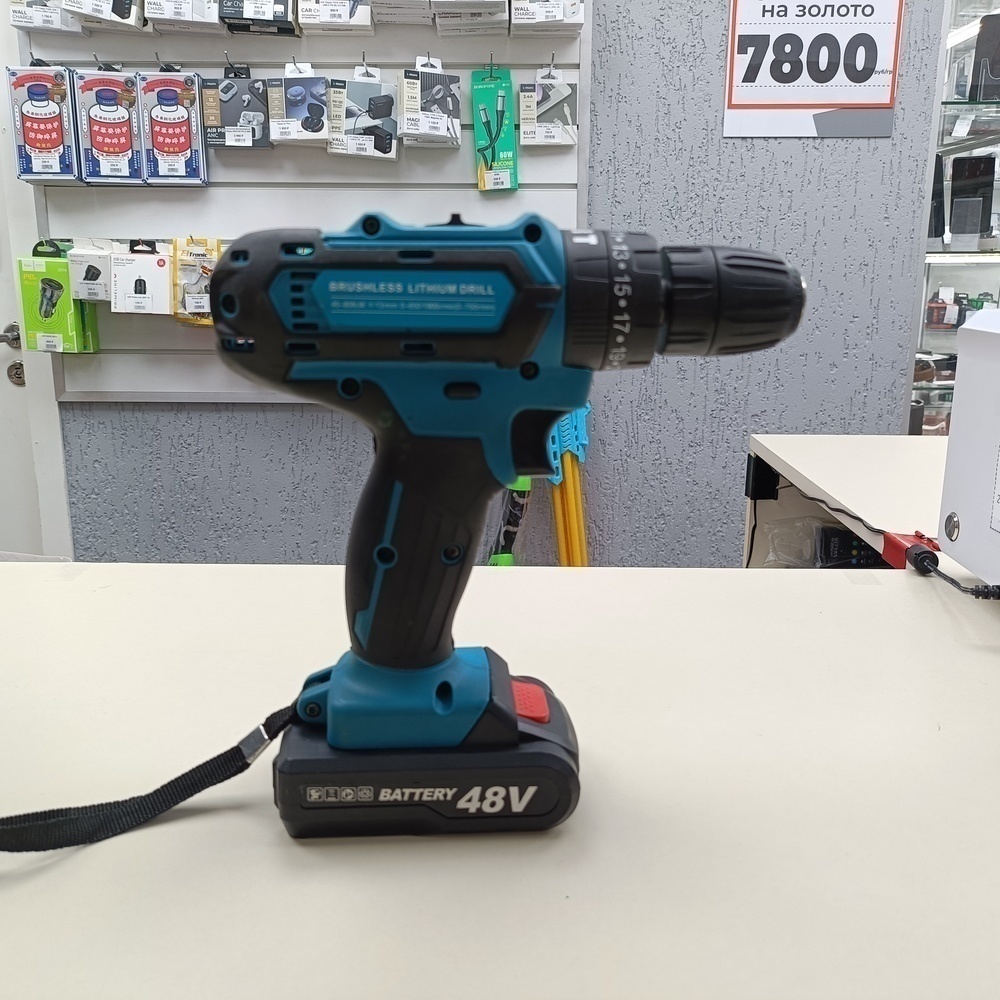 Шуруповерт Makita 123.