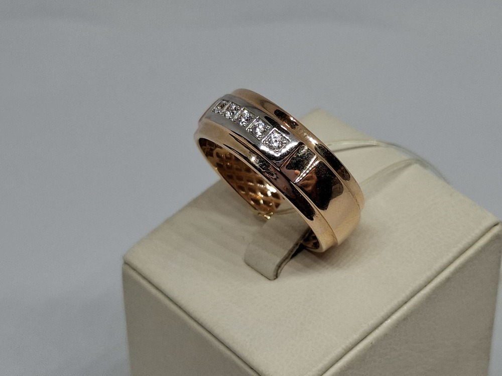 018616 КОЛЬЦО С КАМНЯМИ (Au 585)