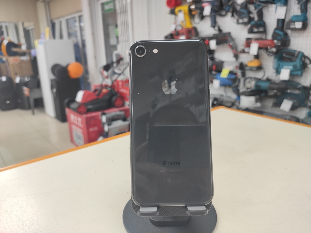 Смартфон Apple iPhone 8 64Gb