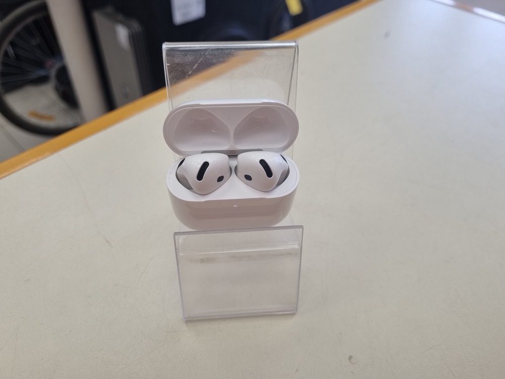 Наушники беспроводные Apple AirPods 4 с ANC