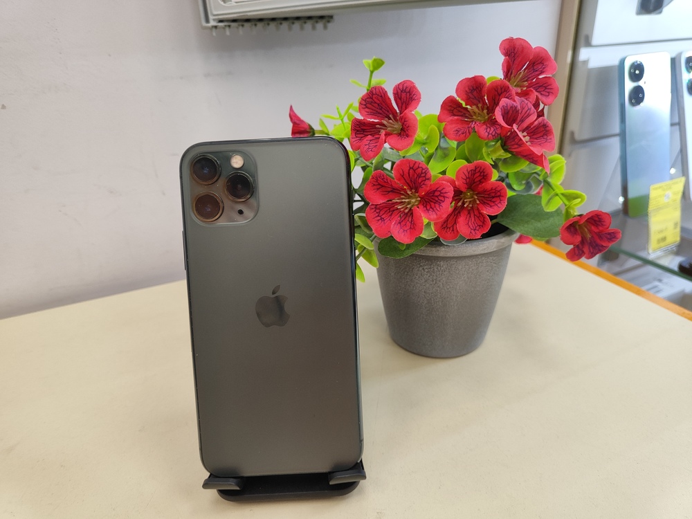 Смартфон Apple iPhone 11 Pro 64Gb