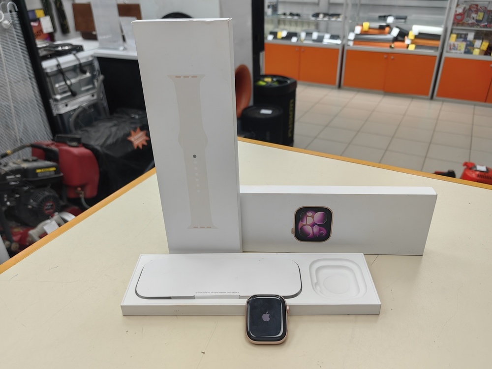 Смарт-часы Apple Watch Series 11 42mm