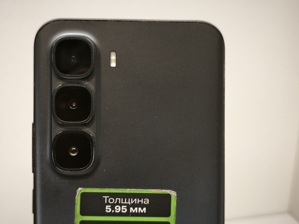 Смартфон Infinix HOT 60 pro+ 8/256