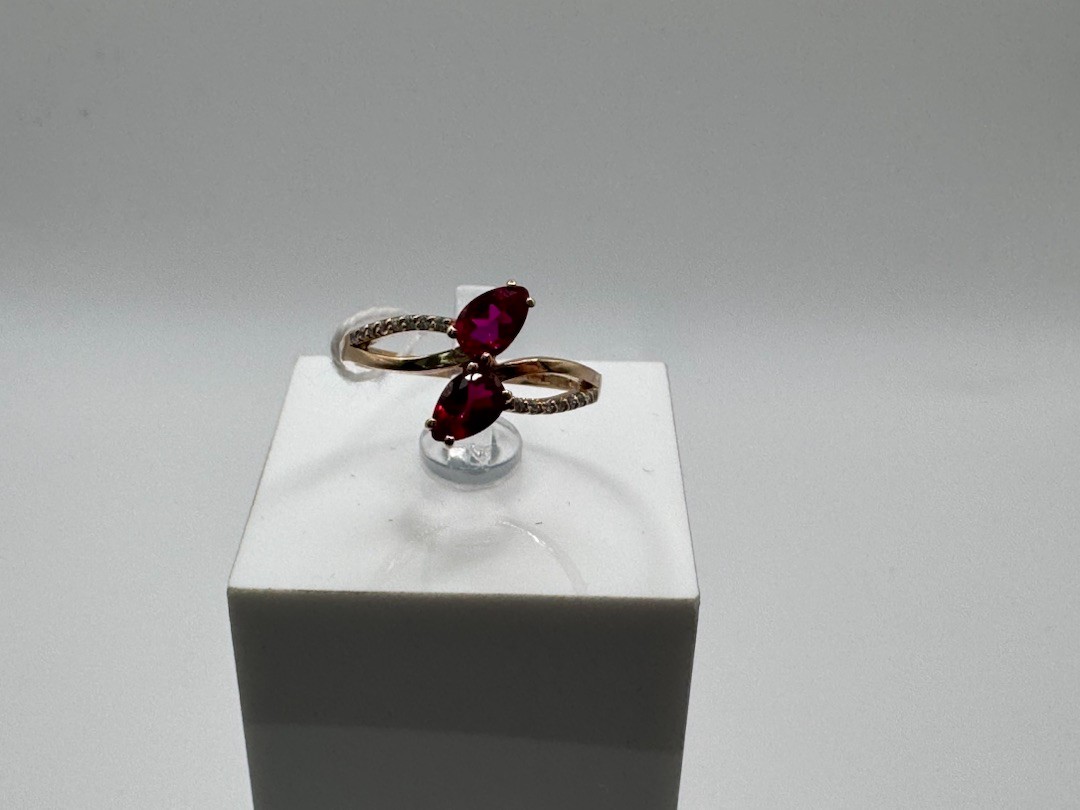 КОЛКМИ585 КОЛЬЦО С КАМНЯМИ (Au 585)