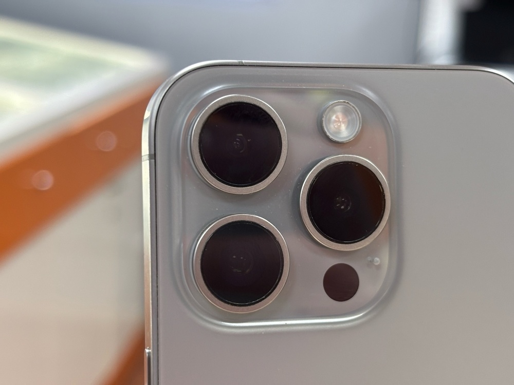 Смартфон Apple Iphone 15 Pro 256Gb