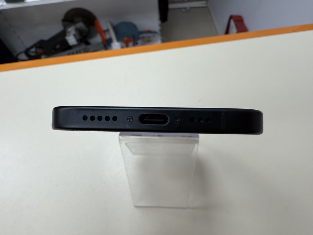 Смартфон Apple Iphone 16 256Gb