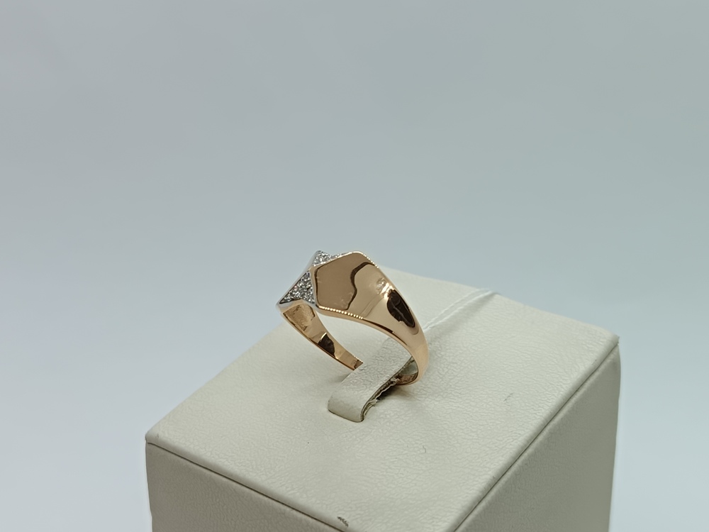 КОЛЬЦО С КАМНЯМИ (Au 585)