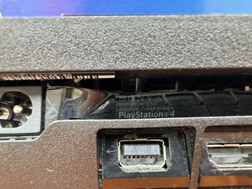 Игровая приставка PlayStation 4 Slim 500GB