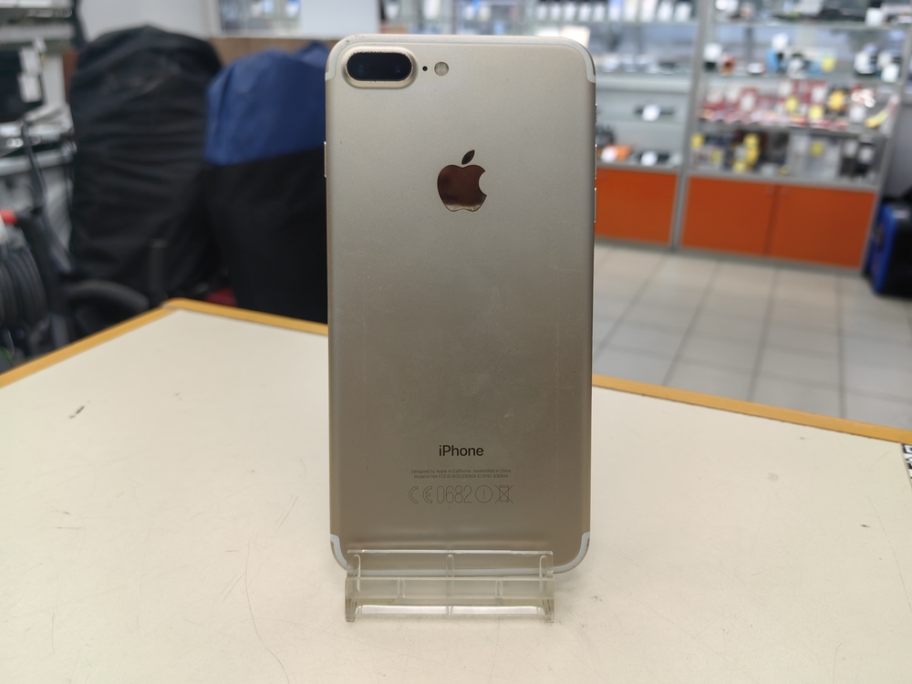 Смартфон Apple iPhone 7 Plus 128Gb