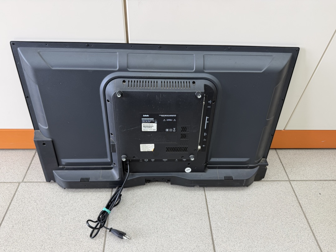 LED Телевизор BBK 32LEX-5007/T2C