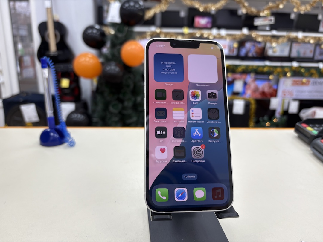 Смартфон Apple iPhone 13 128Gb