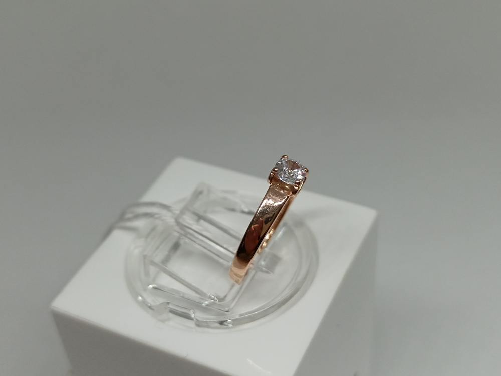 КОЛКМ585 КОЛЬЦО С КАМНЕМ (Au 585)