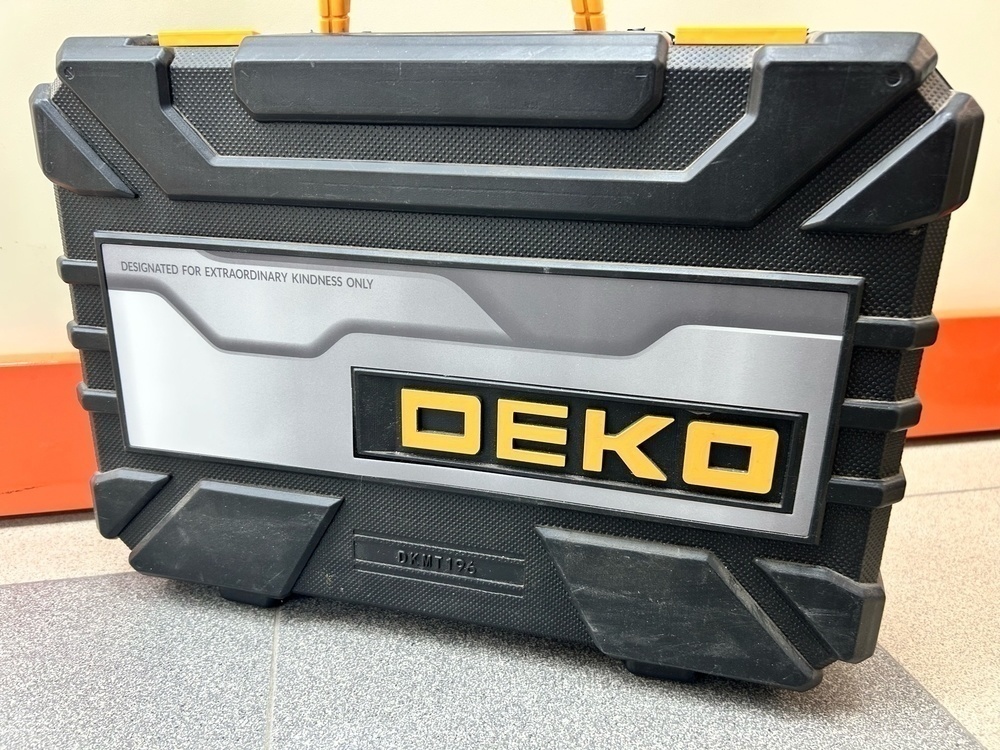 Набор инструментов Deko DKMT196