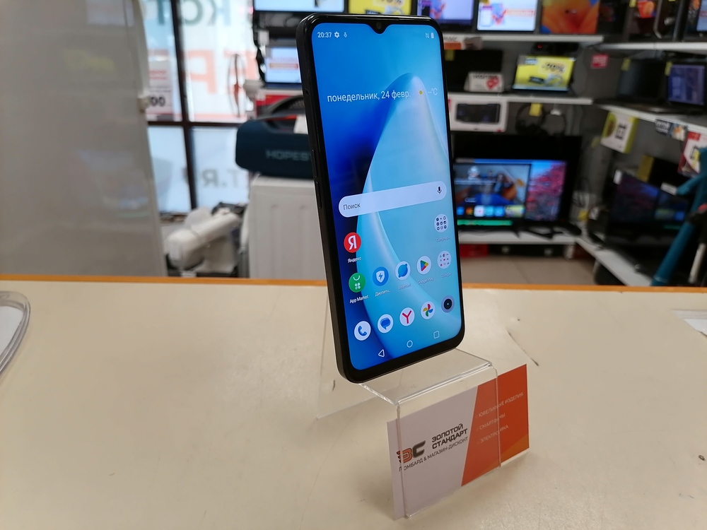 Смартфон Realme C35 4/64