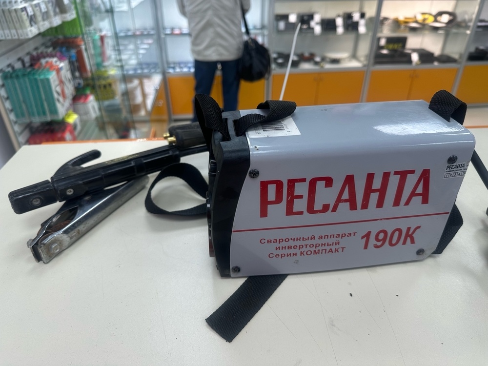 Сварочный аппарат Ресанта САИ 190-ЛМ;