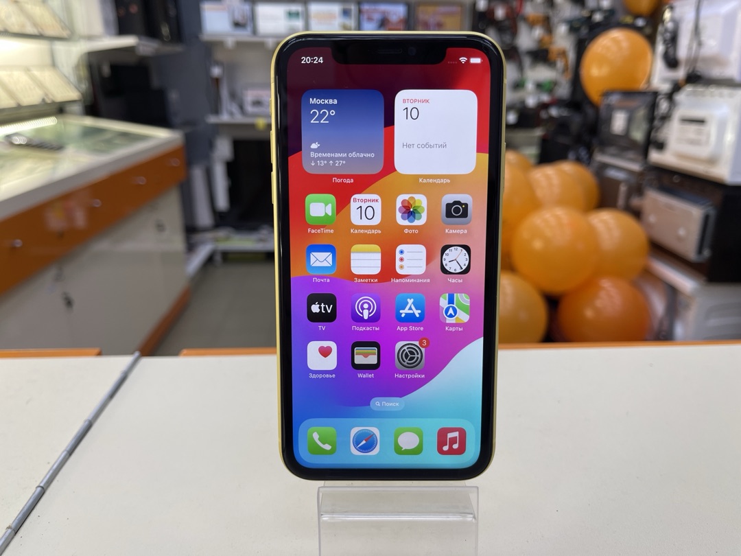 Смартфон Apple iPhone 11 64Gb