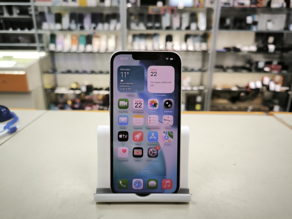 Смартфон Apple iPhone 13 256Gb