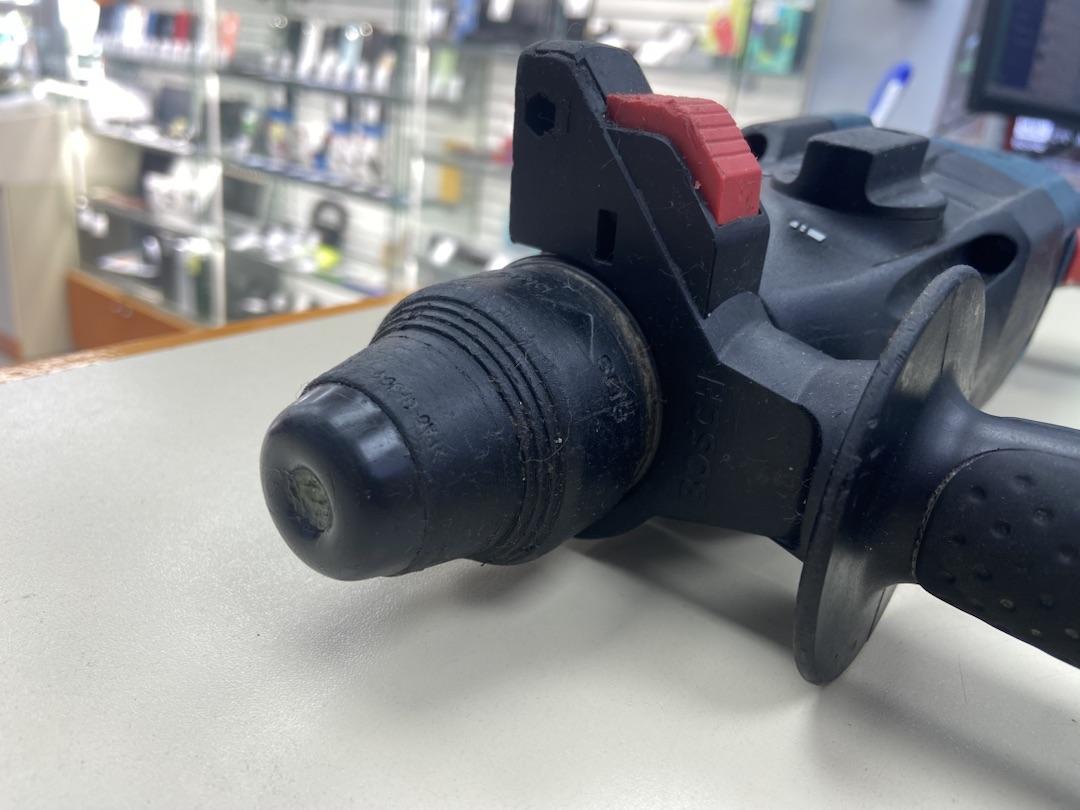 Перфоратор Bosch GBH 240