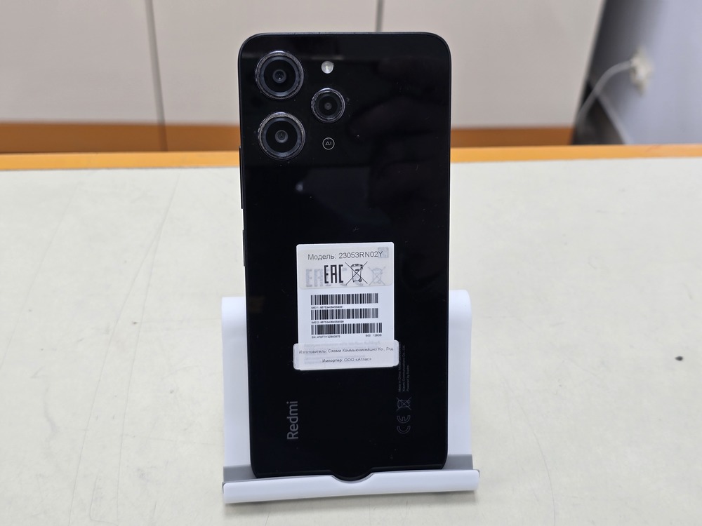Смартфон Xiaomi Redmi 12 4/128