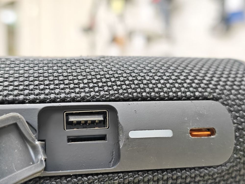 Портативная акустика JBL Flip 7